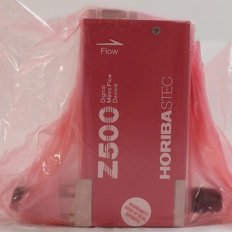 Horiba STEC Z500 Mass Flow Controller MFC SEC-Z522MGXN Lot of 2 New