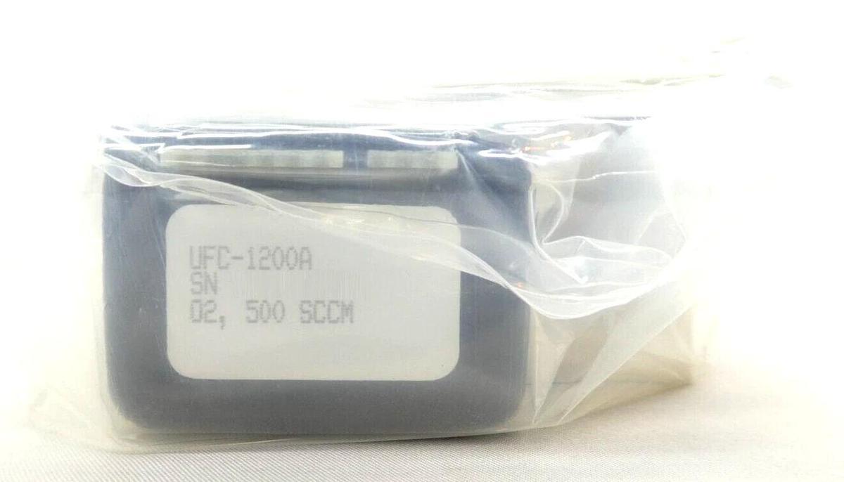 Unit 1200-100408 Mass Flow Controller MFC UFC-1200A 500 SCCM O2 797-093864-604
