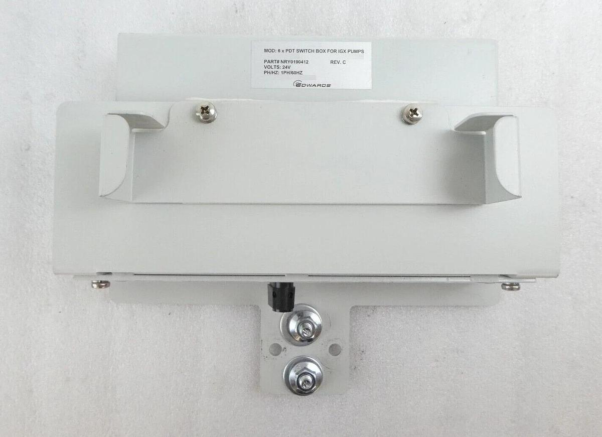 Used Edwards iGX 6 Vacuum Pump Switchbox NRY0190412 with D37280700 Controller Working