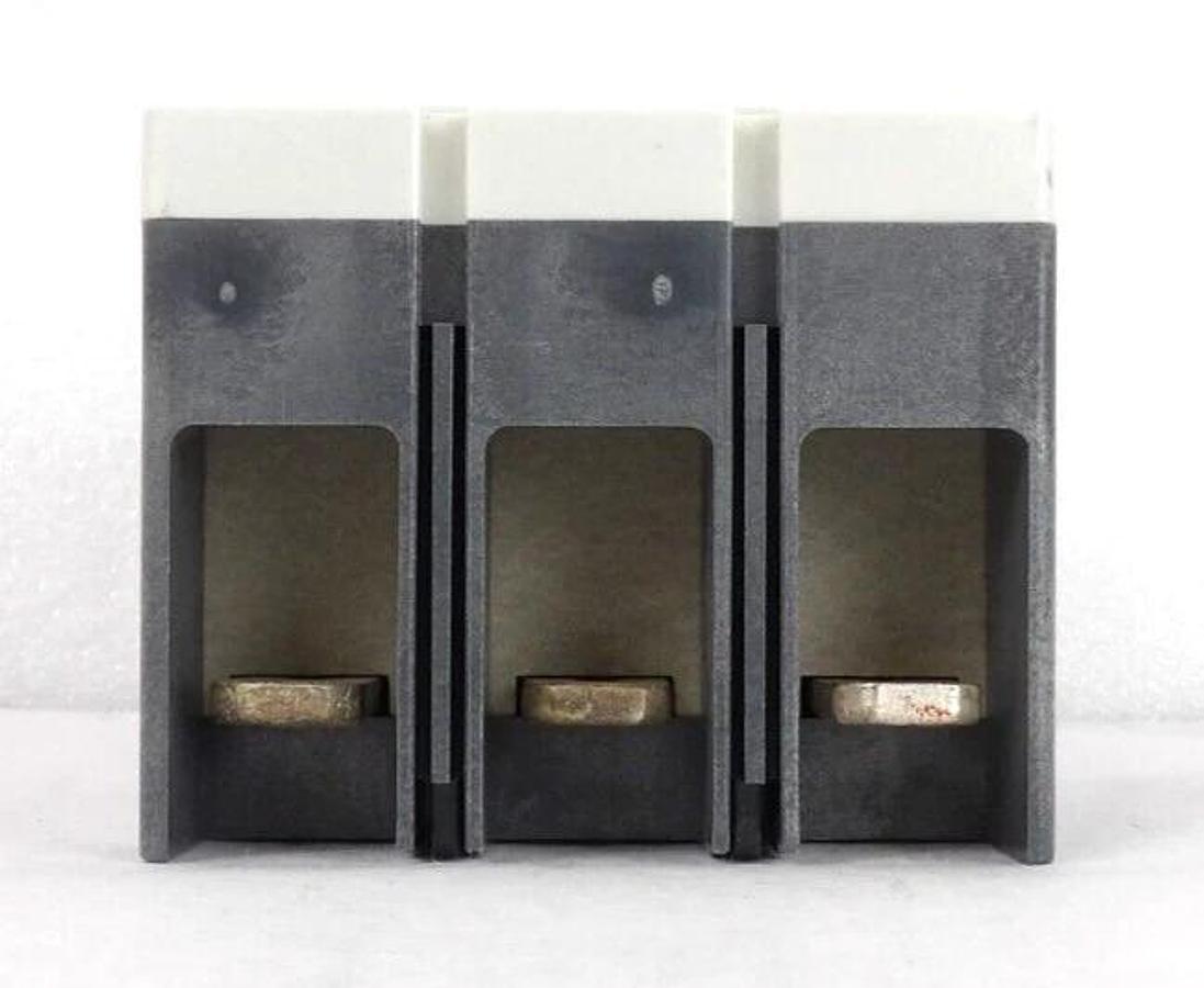 Used Cutler Hammer ELJBN3250W 3 Pole Ground Fault Protector Lot of 2 Working Surplus