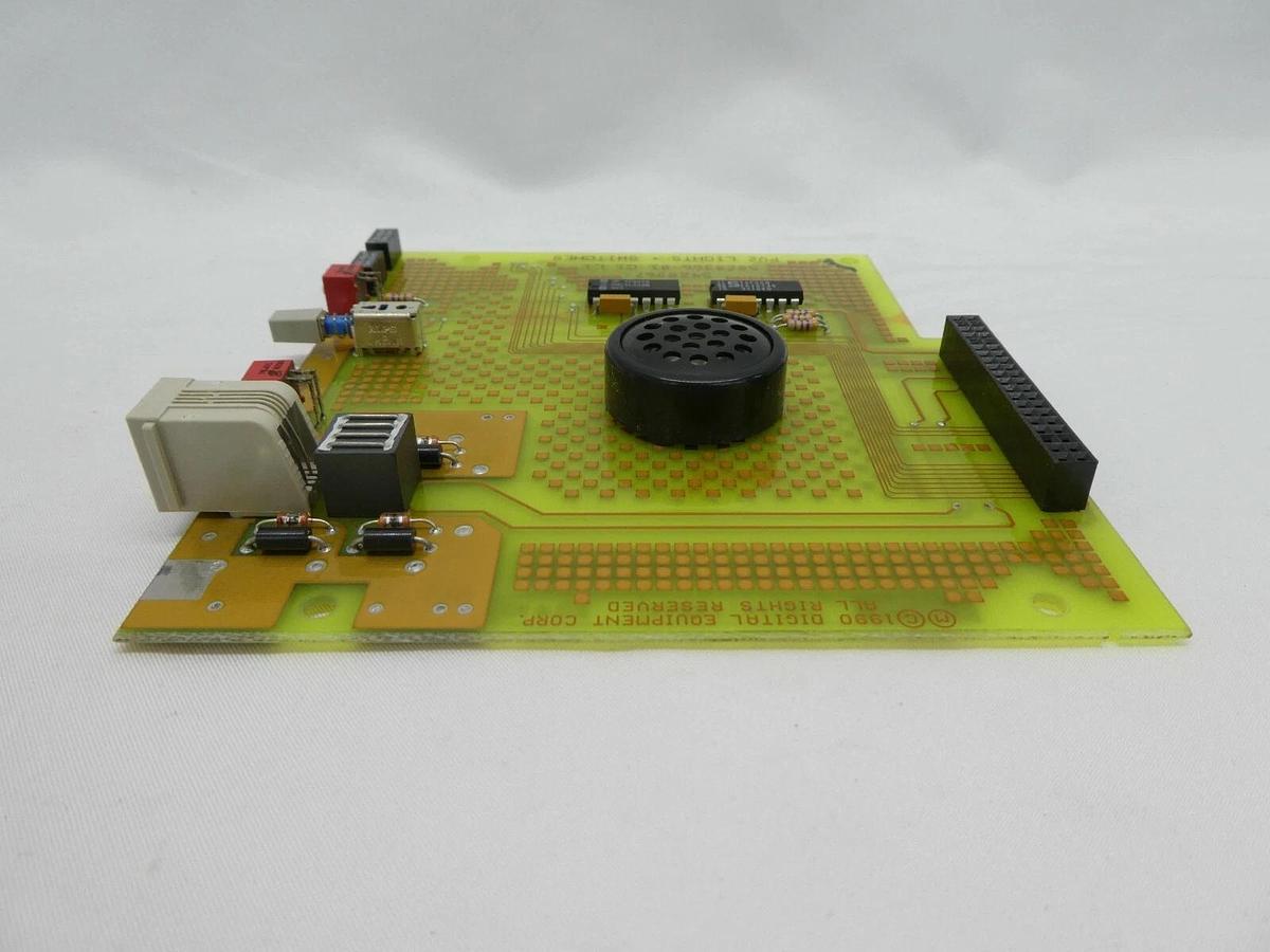 Used Digital 5020366-01 C1 PV2 Lights + Switches Board PCB DEC 5420367 Working Spare
