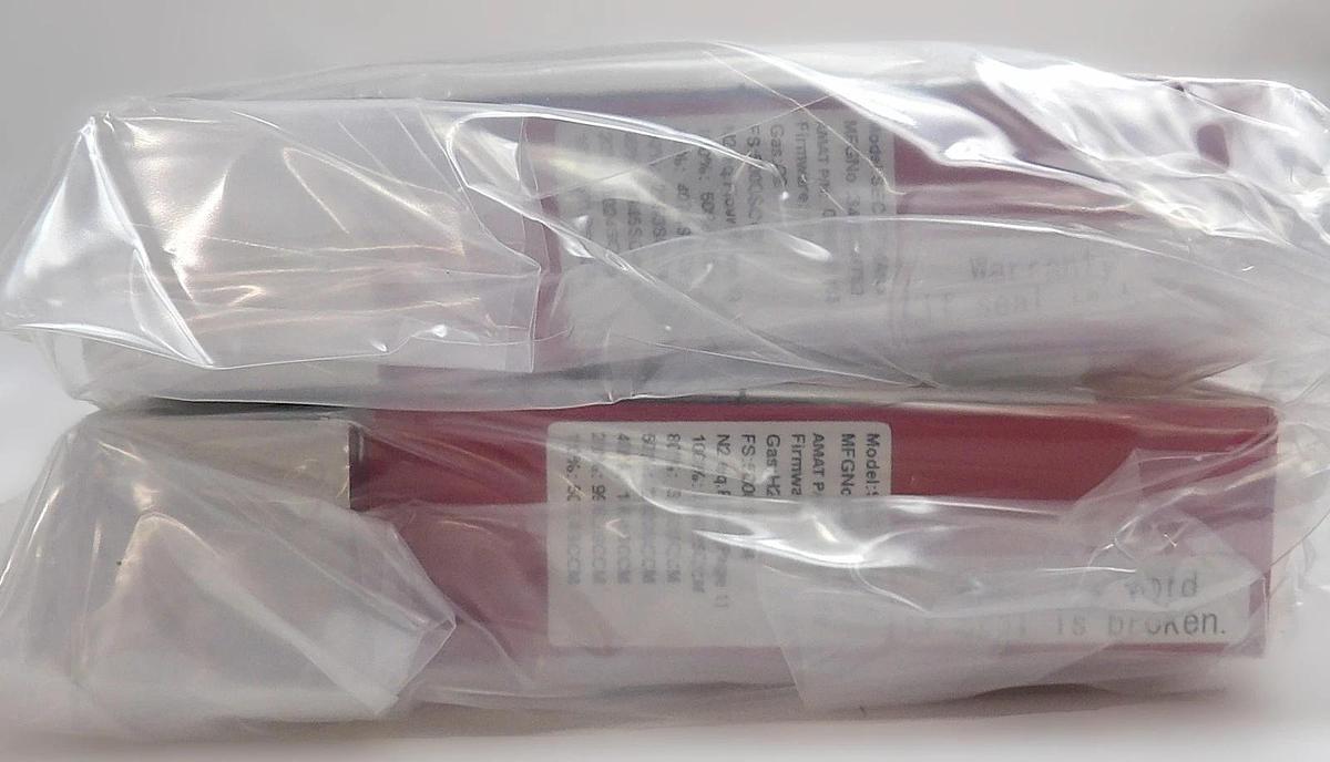 Horiba STEC SEC-Z714AGX Mass Flow Controller MFC 1000 SCCM N2 Lot of 2 New