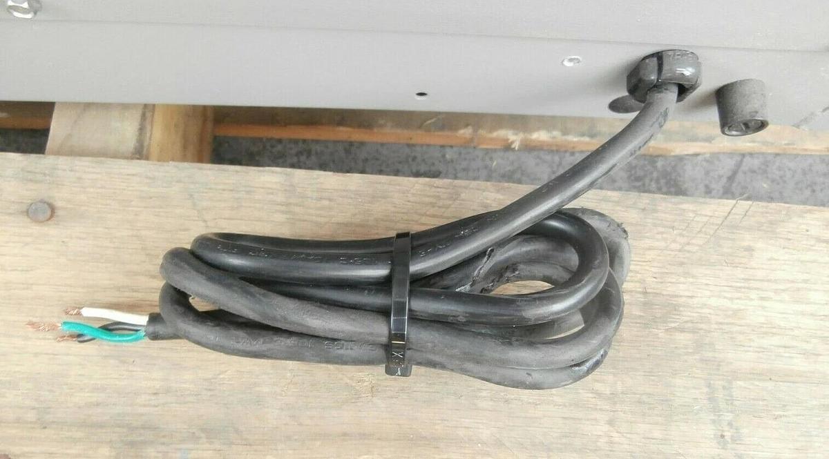 Used VWR International 9071043 Convection Oven SL Shel Lab 1330GM Tested Working