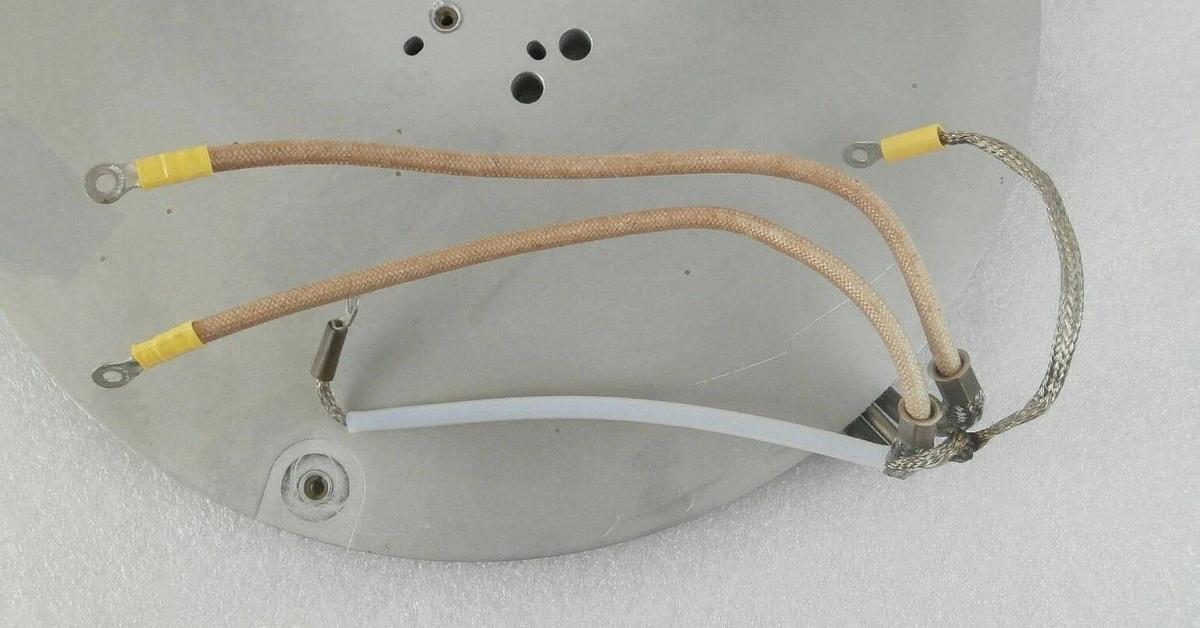 Used AMAT Applied Materials 0190-40182 Roof Top Grounded PIPIII Heater Watlow Working