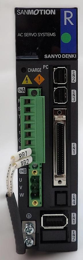 Sanyo Denki RS2A01A0AA0 AC Servo Amplifier SANMOTION R Lot of 2 New