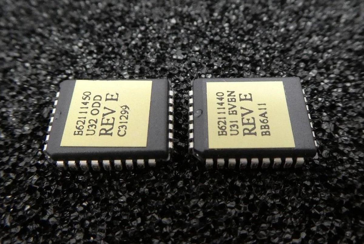 Used Varian VSEA E62111440 E62111450 Dose Controller Chips PCB Set of 2 Working