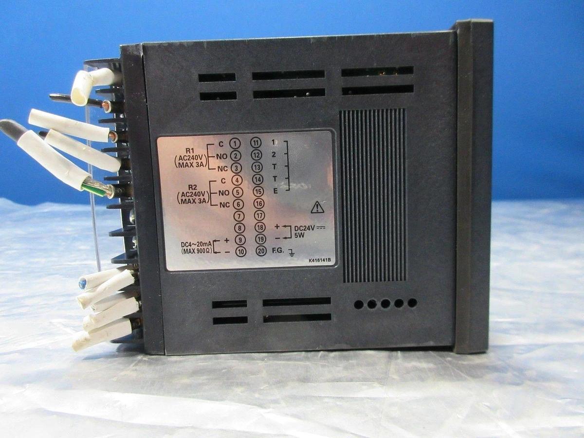 Used Horiba HE-480R-DC24V Resist Meter Used Working