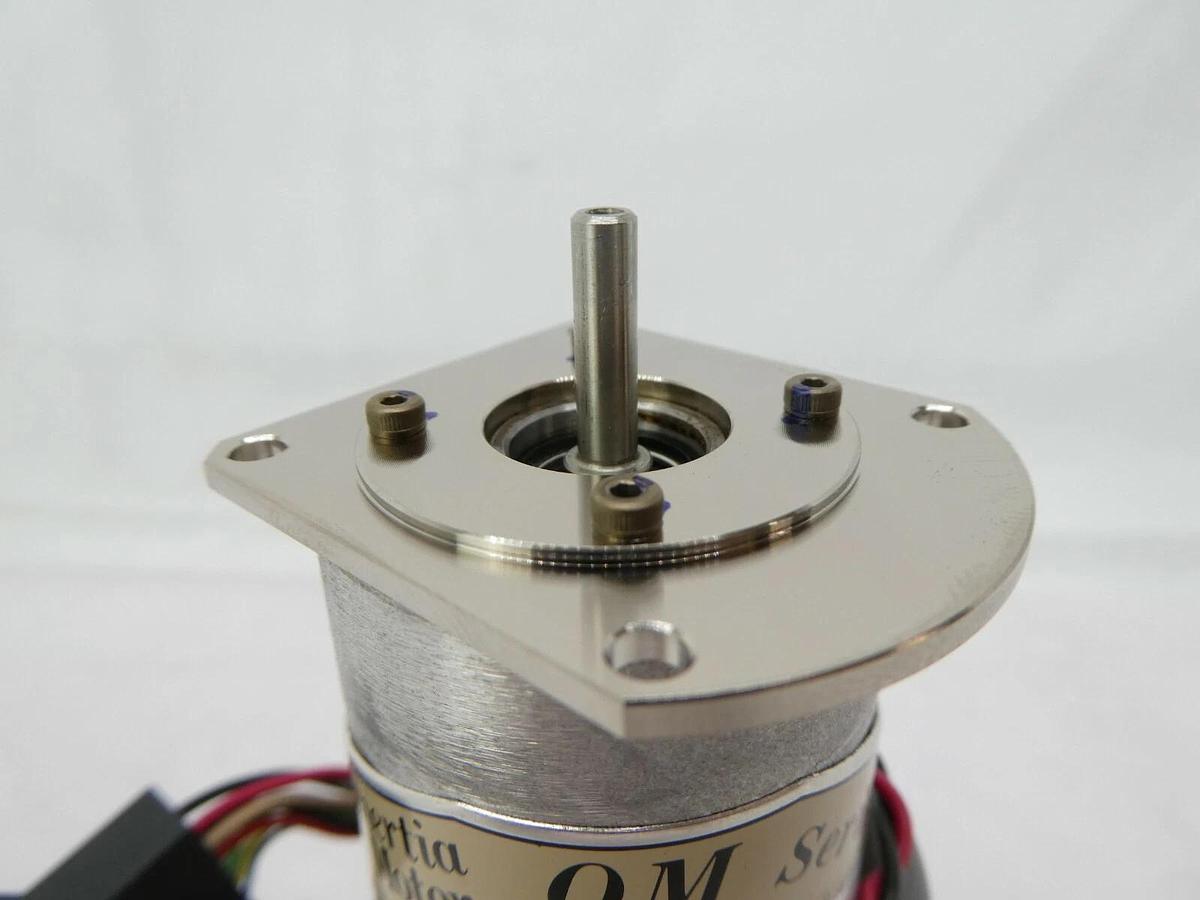 Used Yaskawa UTOPI-100SC Servo Motor QM Series UGQMEM-01SNQ81 Nikon NSR Working