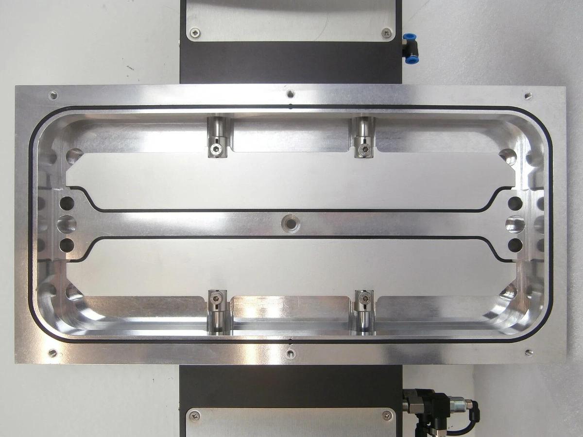 Used VAT 0360X-CA24-BCY1 Dual Slit Valve AMAT Applied Materials Quantum X Working
