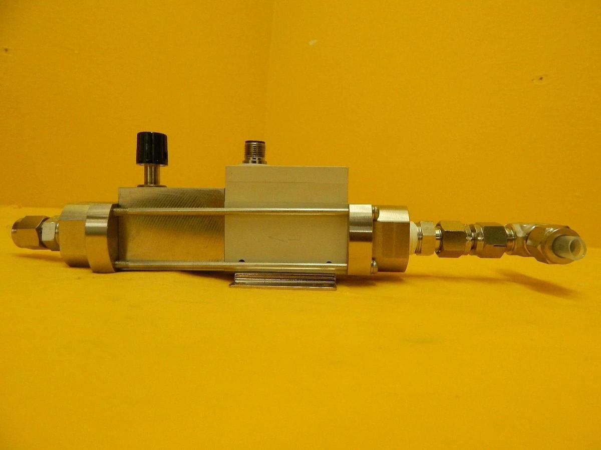 Used SMC PF2W504-03-1 Water Flow Switch Assembly Reseller Lot of 15 Used Working