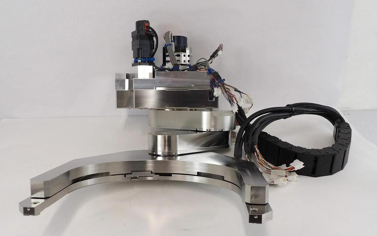 Used TEL Tokyo Electron Tohoku Wafer Transport Handler Robot Assembly Working