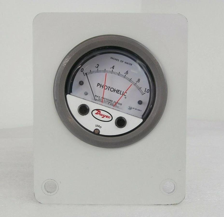 Used Dwyer Instruments Series A3000 A3001 C and A3006 Reseller Lot of 4 Working Spare