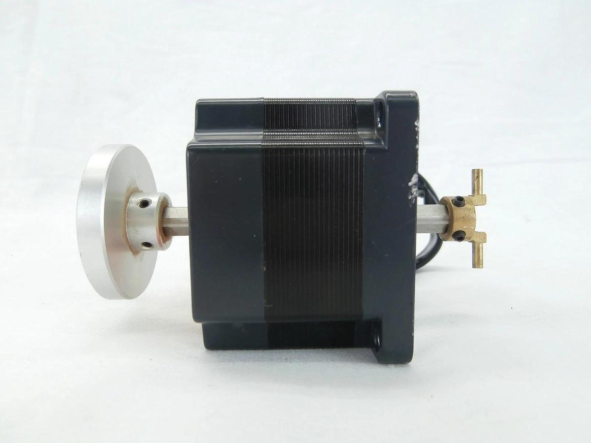 Used Oriental Motor PK564-NB 5-Phase Stepping Motor VEXTA Used Working