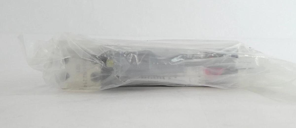 UNIT Instruments UFC-8561C Mass Flow Controller MFC 5000 SCCM H2 AMAT 3030-14237