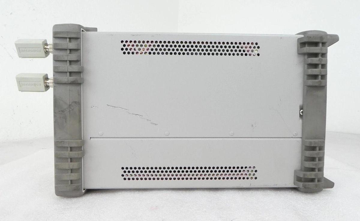 Used Agilent 53132A Universal Frequency Counter 225 MHz OR-601002557 Working Surplus