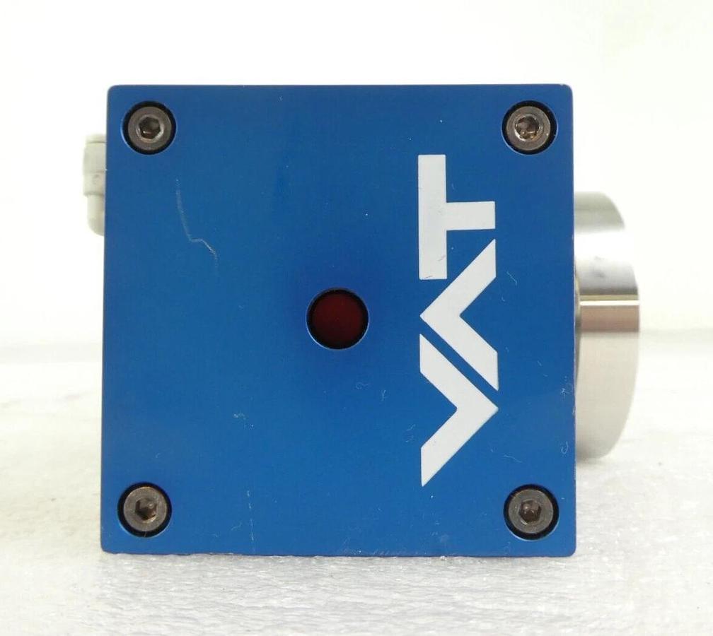 Used VAT 21632-GE11-AAH2 High Vacuum Pneumatic Angle Valve AMAT 3870-06500 Working