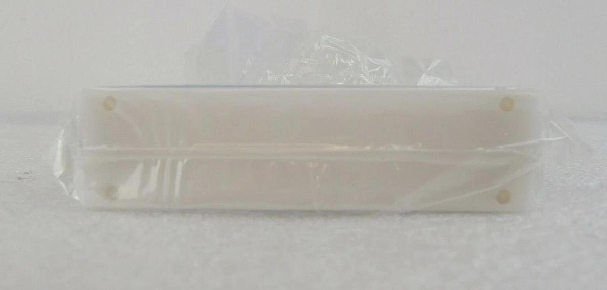 Millipore FSEGD100AM00 Mass Flow Controller MFC IntelliFlow 3030-00817 New Spare