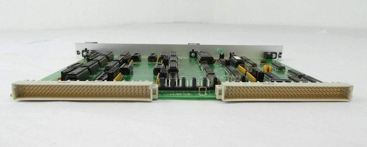 Used Ironics IV-1623 Parallel I/O VMEBus PCB Card Varian 109001003 Surplus