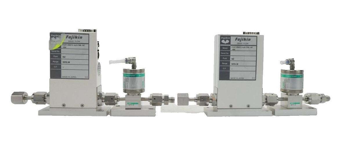 Used Fujikin FCST1050FC-4J2-F50L-N2-058 Mass Flow Controller MFC AGD11R-4R Lot of 2
