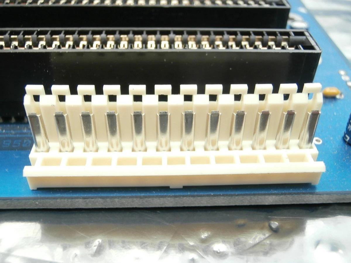 Used Logosol BC-06-0002 Backplane Interface Board PCB 9506 Used Working