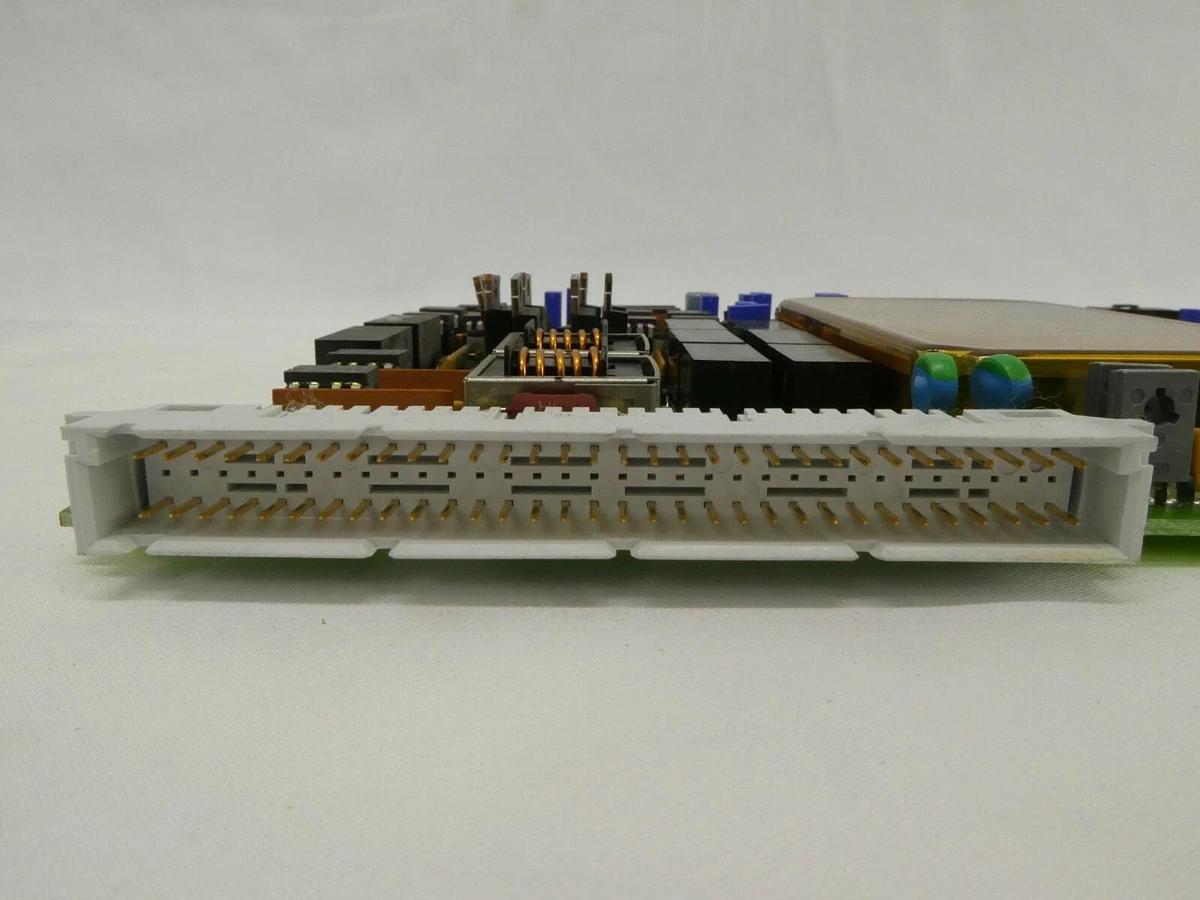 Used FEI Company 4022 192 70392 Relay PCB Card DFSA XL 30 ESEM Working Spare