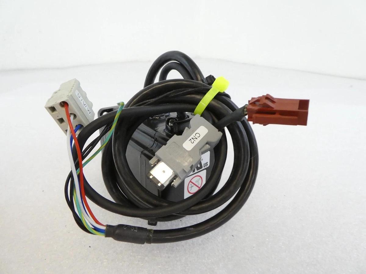 Used Yaskawa Electric SGMPH-01AAE-YA25 AC Servo Motor SIGMA-2 Lot of 2 Working