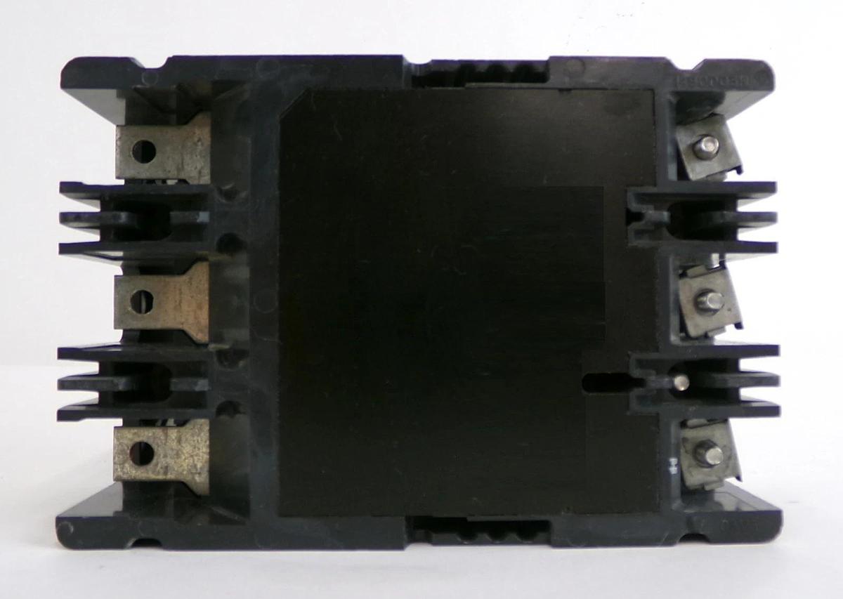 Used Westinghouse 6638C27G99 FDB 14k 3-Pole Industrial Circuit Breaker Working
