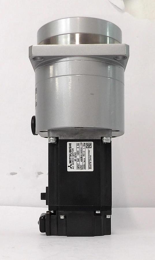 Used Mitsubishi HF-KP43 AC Servo Motor VRGF-11C90-400 TEL 5084-000505-11 Working