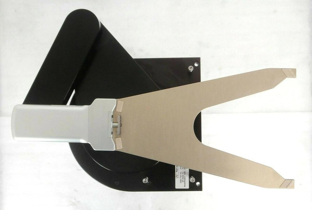 Used Newport 15-3702-1425-25 300mm Wafer Robot Kensington AMAT 0190-22248 Working
