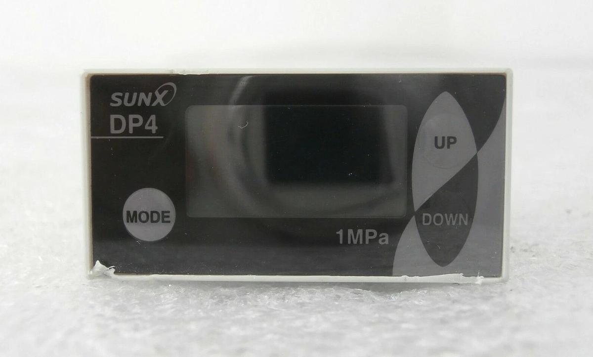 Used Sunx DP4-52Z Compact Digital Display Pressure Sensor DP4 Series Lot of 3 Working