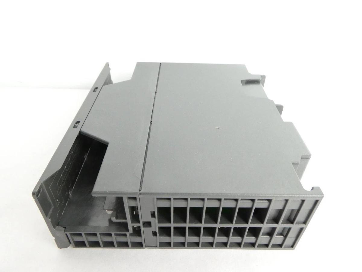Siemens SM322 Output Module 6ES7 322-1BH01-0AA0 322-1BL00-0AA0 Lot of 3 New