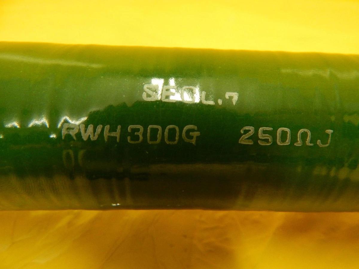 Used Akira Seiki RWH300G 250ΩJ Ceramic Resistor Reseller Lot of 3 Used Working