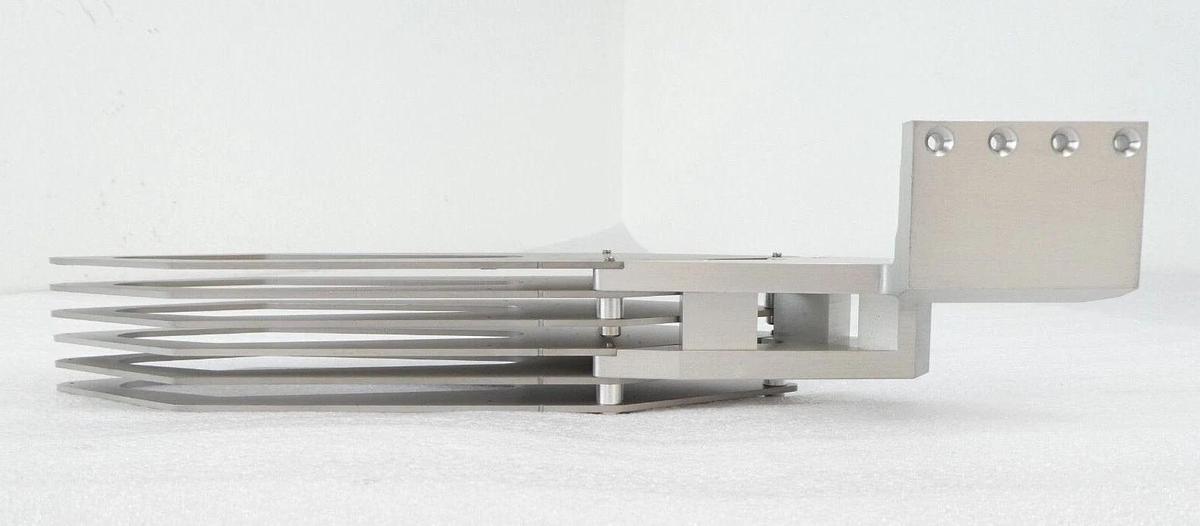Mattson Technology 235-19347-00 Wafer Paddle Arm End Effector 303-05074-00 New