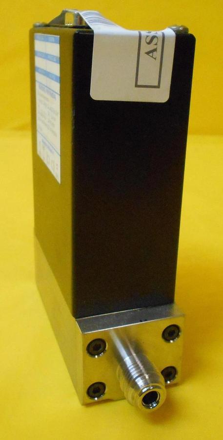 Used Tylan FC-2902MEP5 Mass Flow Controller MFC 10 SCCM O2 2900 Series Used Working