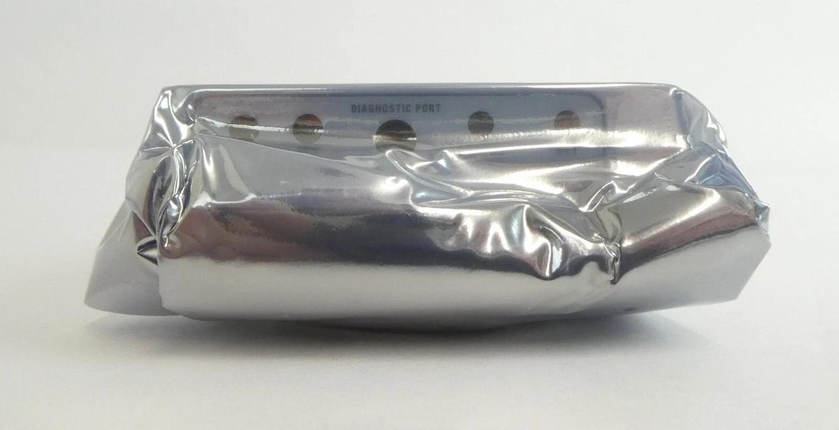 Brooks Instrument GF120C-107623 Mass Flow Controller MFC 50 SCCM CHF3 New Spare