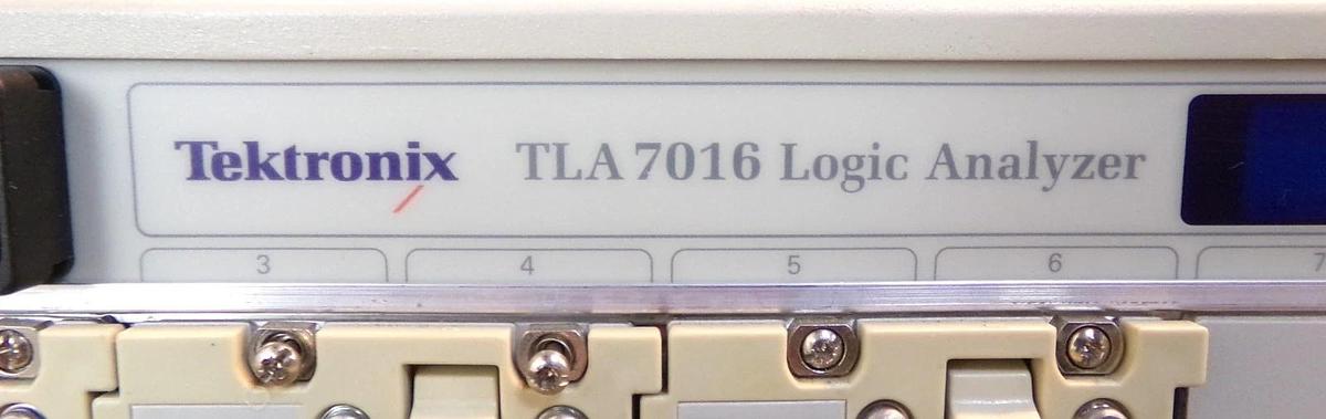 Used Tektronix TLA7016 Logic Analyzer Mainframe System TLA7BB4 TLA7S16 Working