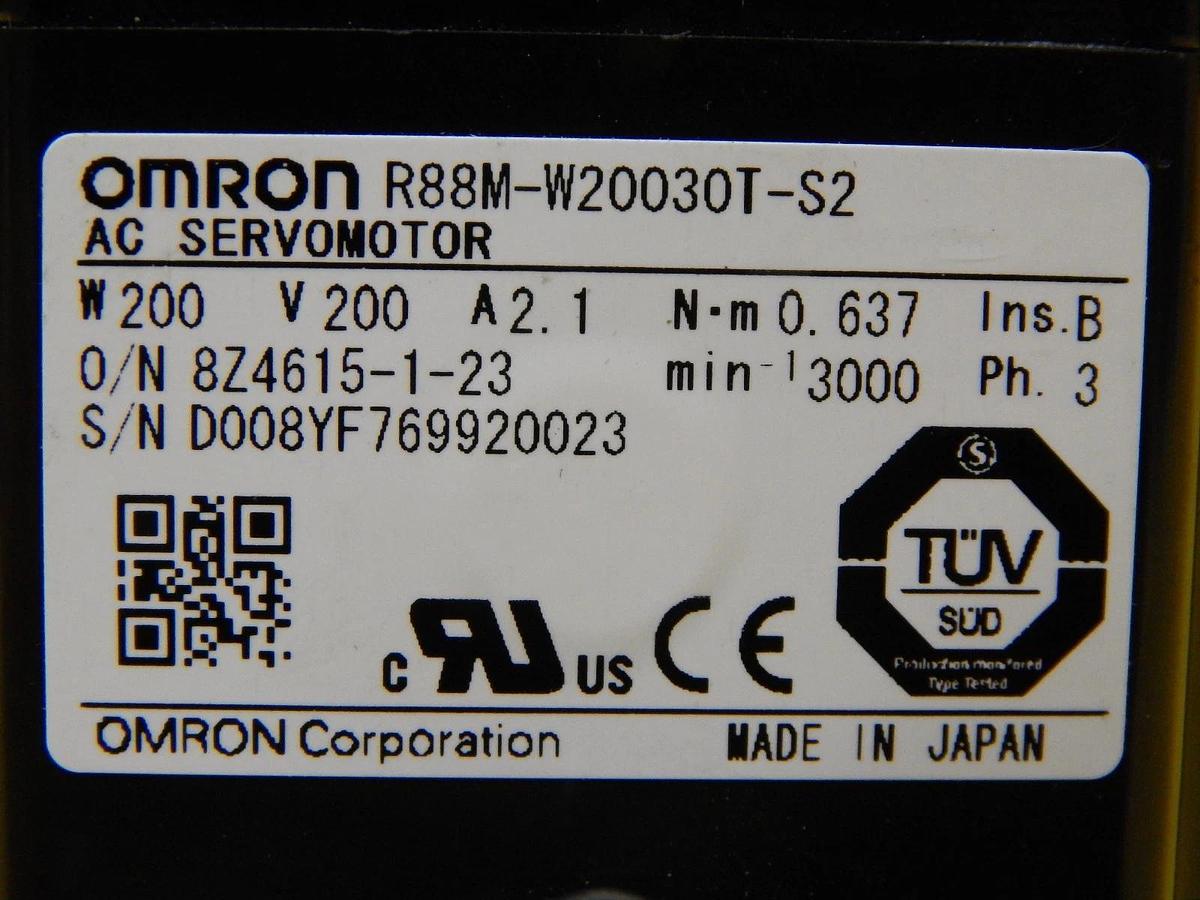 Used Omron R88M-W20030T-S2 AC Servo Motor Used Working