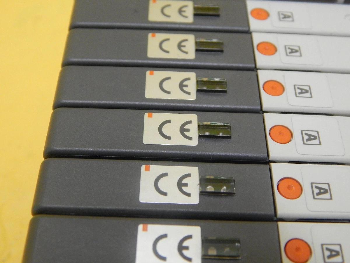 Used TEL Tokyo Electron SVC4 7-Port Manifold SMC SQ1131Y-5-C4-Q PR300Z Used Working