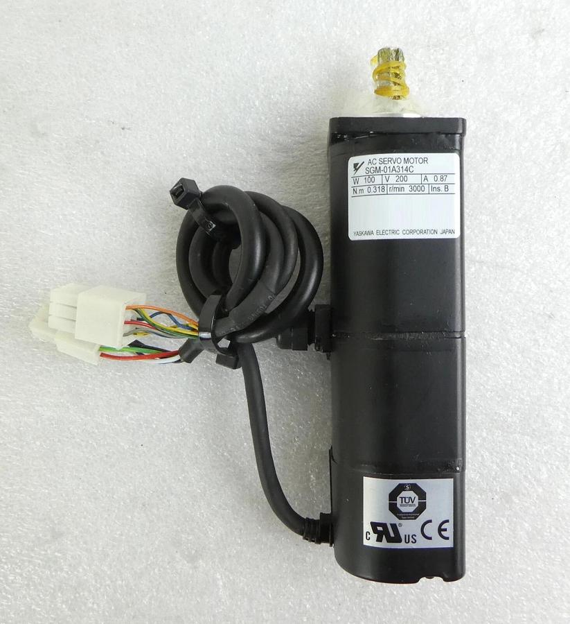 Yaskawa SGM-01A314C AC Servo Motor Σ-Series Reseller Lot of 2 New Surplus
