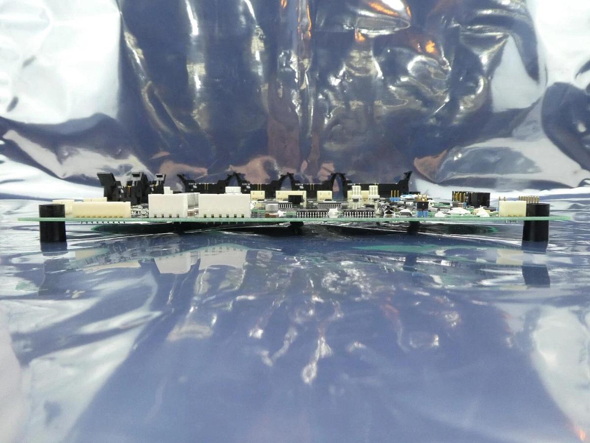 Used Shinko Electric 3FE113C004300 PCB OHT-SERVO (SRVC) M131 SRVC 4.5 Ver. 2,7 Spare