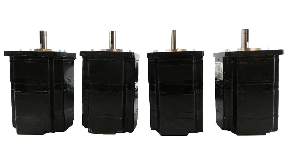 Used Yaskawa Electric SGMPH-01AAE-YA11 AC Servo Motor Assembly Lot of 4 Working