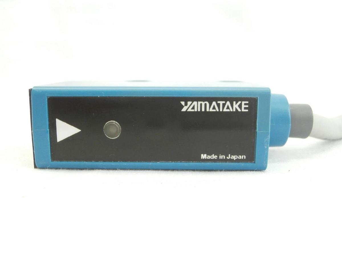 Used Yamatake FE7C-TWC6R Photoelectric Sensor Reseller Lot of 4 Used Working