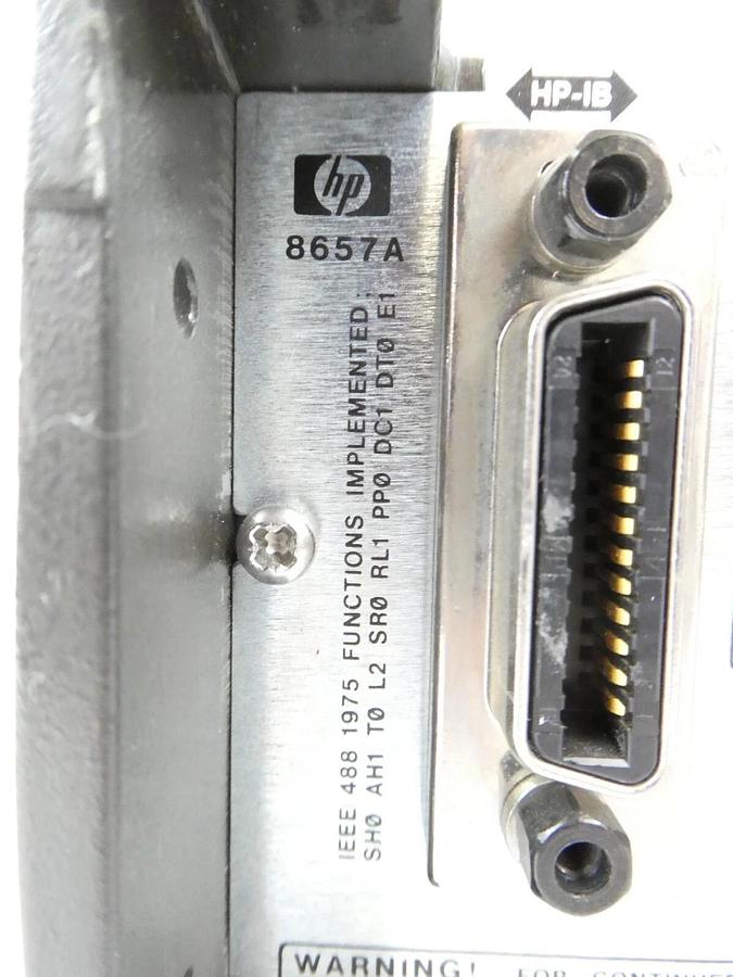 Used HP Hewlett-Packard 8657A Signal Generator 0.1-1040 MHz Untested Surplus
