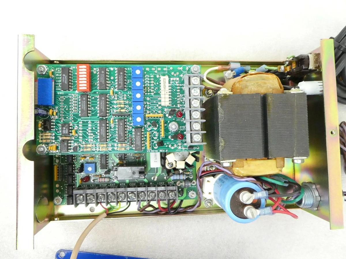 Used Industrial Devices D2303 Electronic Cylinder Controller D Series Working Surplus