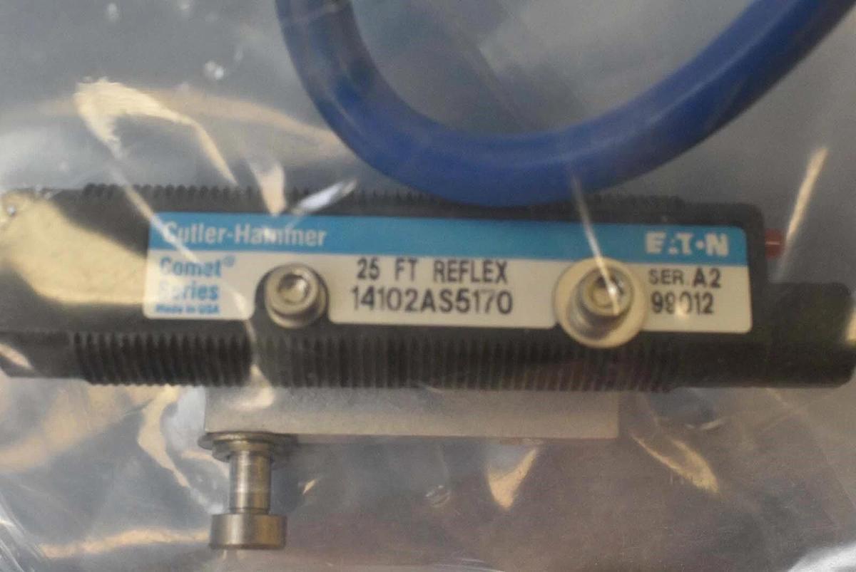Used Cutler-Hammer 14102AS5170 Comet Series Reflex Sensor