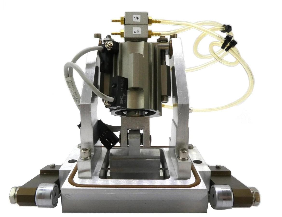 Used AMAT Applied Materials 0240-76511 5000 Cleanroom Slit Valve "S" 520 Chemraz