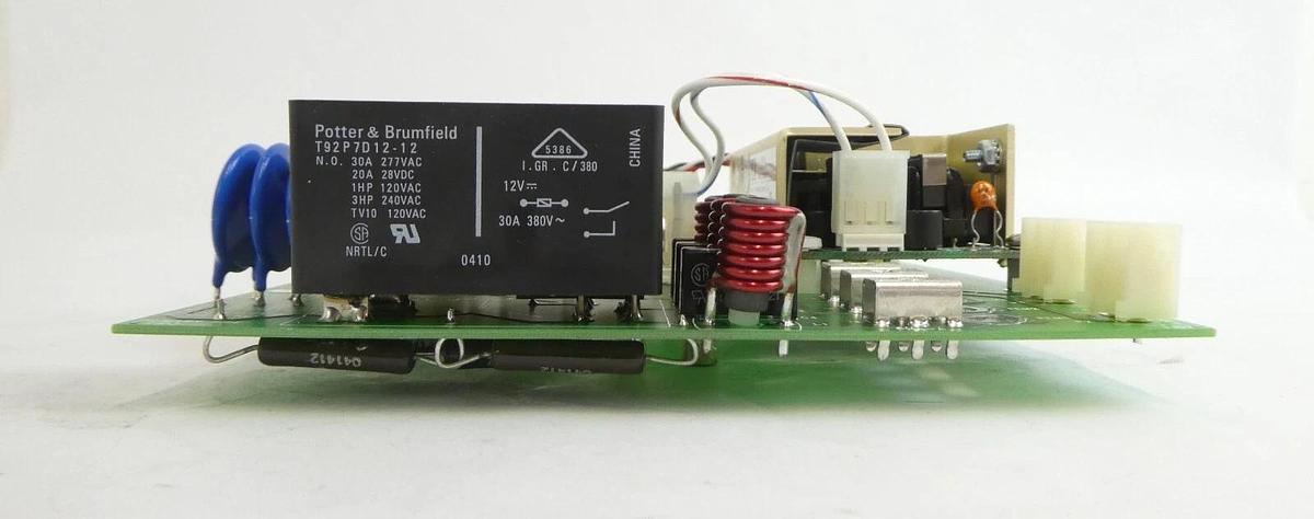 Used ASTeX PC86864 Astron P Fuse PCB Board Novellus 27-277368-00 AX7645 Working