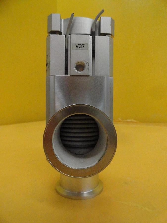 Used SMC XLAQ-40-X925 Vacuum Angle Isolation Valve TEL 3D80-002107-V1 Used Working