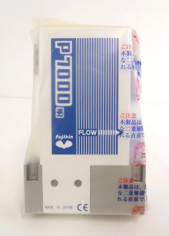 Fujikin FCSP7102W-4WS1-F100-A3 Flow Control System P7000 WR New Surplus