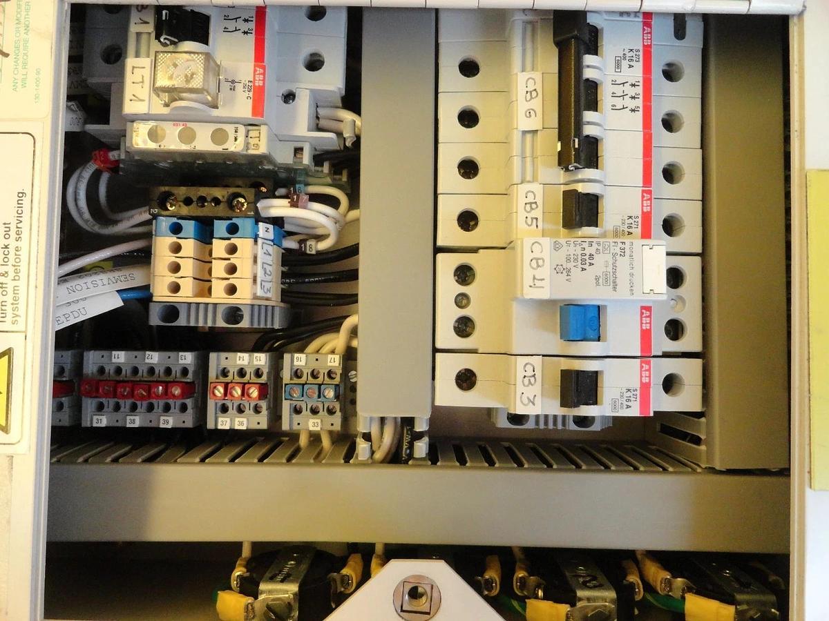 Used AMAT Applied Materials ES30712310000 Power Unit Main PDU SEMVision Used
